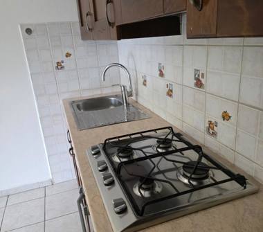 Quadrilocale in affitto a Modena, Zona Villaggio Artigiano Modena Nord