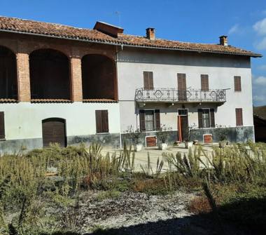 Rustico/Casale in vendita a Montiglio Monferrato, Frazione Colcavagno, Via Generale Guasco 53