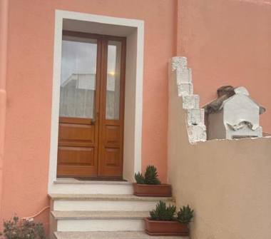 Casa indipendente in vendita a Teulada (Sud Sardegna)