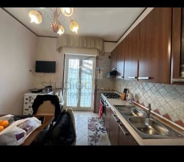 Quadrilocale in vendita a Melito di Napoli (Napoli)