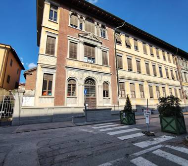 Trilocale in vendita a Chieri (Torino), Piazza Silvio Pellico 16