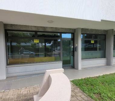 Negozio in affitto a Dalmine (Bergamo), Viale G. Marconi 12