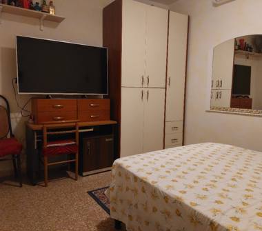 Affitto Stanza Singola a Roma, Zona Romanina, Via dell'Impruneta 28