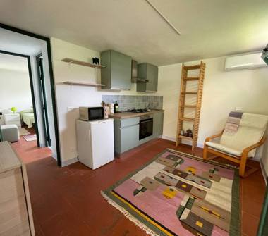 Casa indipendente in affitto a Massa, Frazione Marina Di Massa, Via Fenice 27