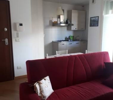 Trilocale in vendita a Torino, Zona San Paolo, Via Chiomonte 34