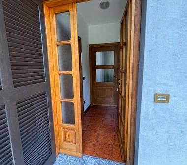 Bilocale in affitto a Esino Lario (Lecco), Via XXV Aprile 5