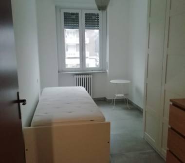 Porzione di casa in affitto a Milano, Zona Niguarda, Via Valfurva 4