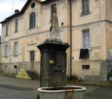 Trilocale in vendita a Casola in Lunigiana, Frazione Luscignano