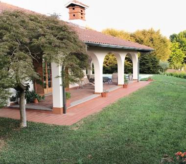 Villa in vendita a Cermenate (Como)