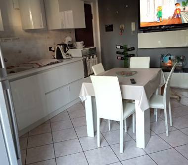 Bilocale in vendita a Limido Comasco (Como)