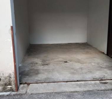 Garage/Auto silos in affitto a Conegliano (Treviso), Via Italia 190