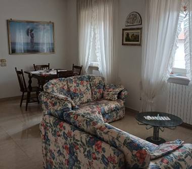 Trilocale in vendita a Perugia, Zona Elce