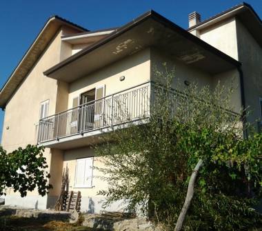 Casa indipendente in vendita a Torella dei Lombardi (Avellino), Contrada Acquara 3