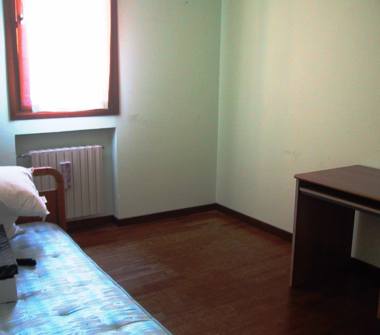 Porzione di casa in affitto a Bologna, Zona Centro Storico, Via Fondazza 22