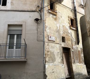 Casa indipendente in vendita a Grottaglie (Taranto), Via Quaranta 1