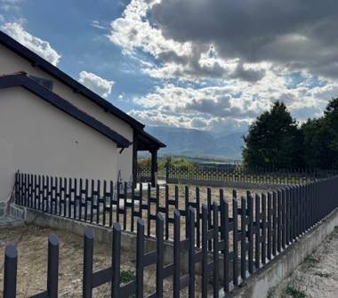 Villetta a schiera in vendita a Vinchiaturo (Campobasso), Via Alda Merini