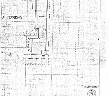 Negozio in affitto a Parma, Zona Ospedale Maggiore, Via Volturno 18