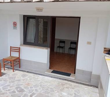  Attività commerciale in gestione a Roma, Zona Romanina, Via Carlentini 61