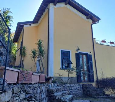 Villa in vendita a Avegno, Frazione Pietrafitta