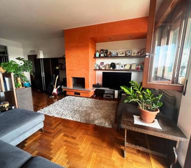 Quadrilocale in vendita a Monza, Zona San Rocco, Via Zara 7