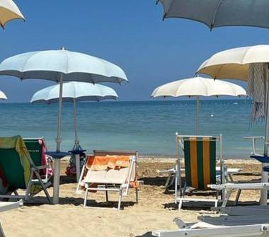 Affitto Appartamento Vacanze a Mondolfo, Frazione Marotta, Via Foglia 13