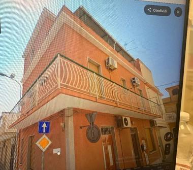 Casa indipendente in vendita a Avola, Frazione Lido Di Avola, Piazza Sottotenente Salvatore Denaro 1