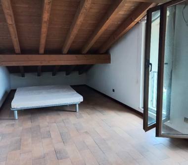 Affitto Stanza Singola a Almenno San Salvatore (Bergamo)