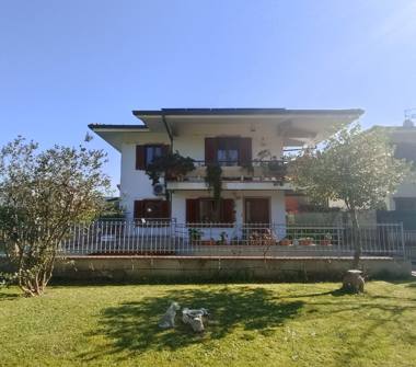Villa in vendita a Massa e Cozzile (Pistoia), Via Grazia Deledda 8