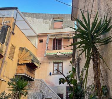 Trilocale in vendita a Monreale (Palermo), Via Fontana dell'Orto 5