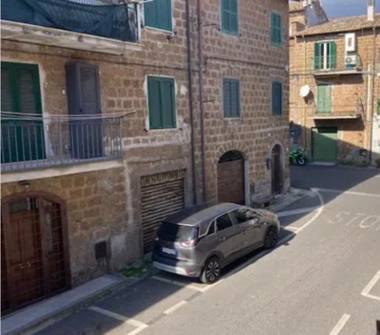 Trilocale in vendita a Vejano (Viterbo), Via Margherita 26