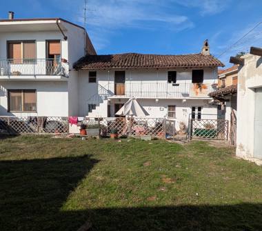 Casa indipendente in vendita a Borgo Vercelli (Vercelli)