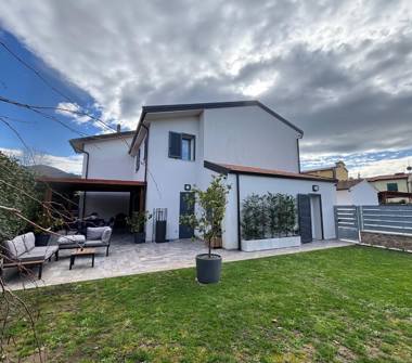 Casa indipendente in vendita a San Giuliano Terme, Frazione Gello, Via G. Matteotti 0