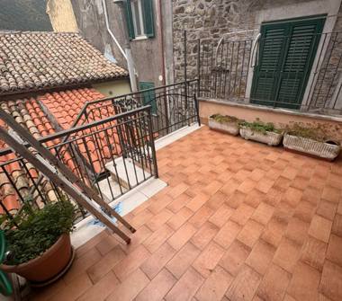 Appartamento in vendita a Pisoniano (Roma), Via Colle 00