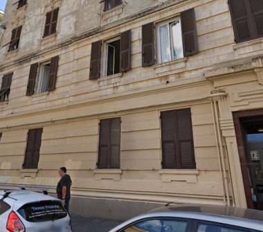 Appartamento in vendita a Genova, Zona Marassi