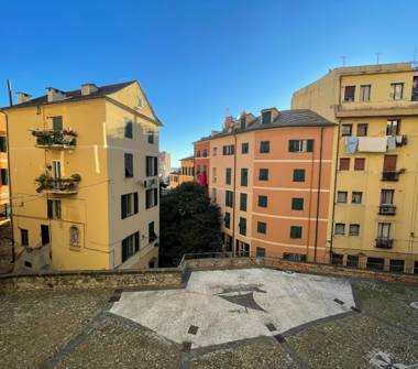 Affitto Appartamento Vacanze a Genova, Zona Carignano, Piazza Campopisano 12