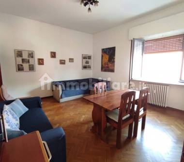 Quadrilocale in affitto a Milano, Zona Lorenteggio, Via Lorenteggio 208