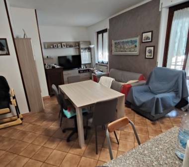 Trilocale in vendita a Voghera (Pavia), Via XXV Aprile 17