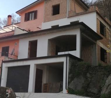 Villa in vendita a Roccamonfina (Caserta), Via Napoli 72