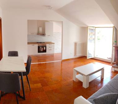 Attico in vendita a Magliano de' Marsi (L'Aquila), Piazza San Luigi Orione 11