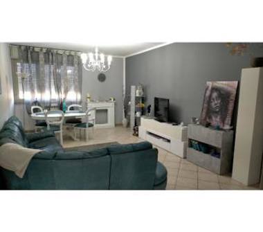 Appartamento in vendita a Carrara (Massa-Carrara)