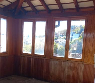 Mansarda in vendita a Cadegliano-Viconago (Varese), Via Roma 2