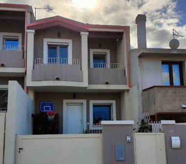 Villetta a schiera in vendita a Sinnai (Cagliari), Via Ligabue 27