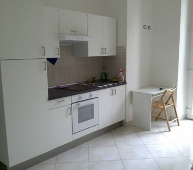 Monolocale in affitto a Milano, Zona Firenze, Via Jacopino da Tradate 8