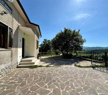 Villa in vendita a Gubbio, Frazione Carbonesca