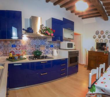 Quadrilocale in vendita a Monteroni d'Arbia, Frazione Ponte A Tressa, Piazza della Cisterna 71