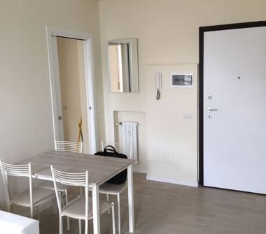 Trilocale in vendita a Milano, Zona Loreto