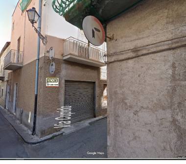 Casa indipendente in vendita a Adrano (Catania), Via Cipitì 90