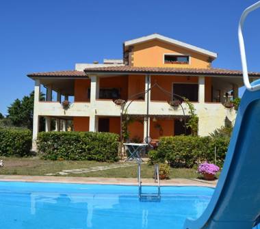 Villa in vendita a Portoscuso (Sud Sardegna)
