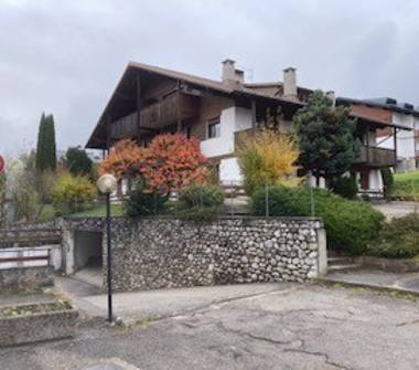 Box/Garage/Posto auto in vendita a Pieve di Cadore, Frazione Tai Di Cadore, Via Cortina 64