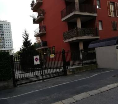 Trilocale in vendita a Milano, Zona Palmanova